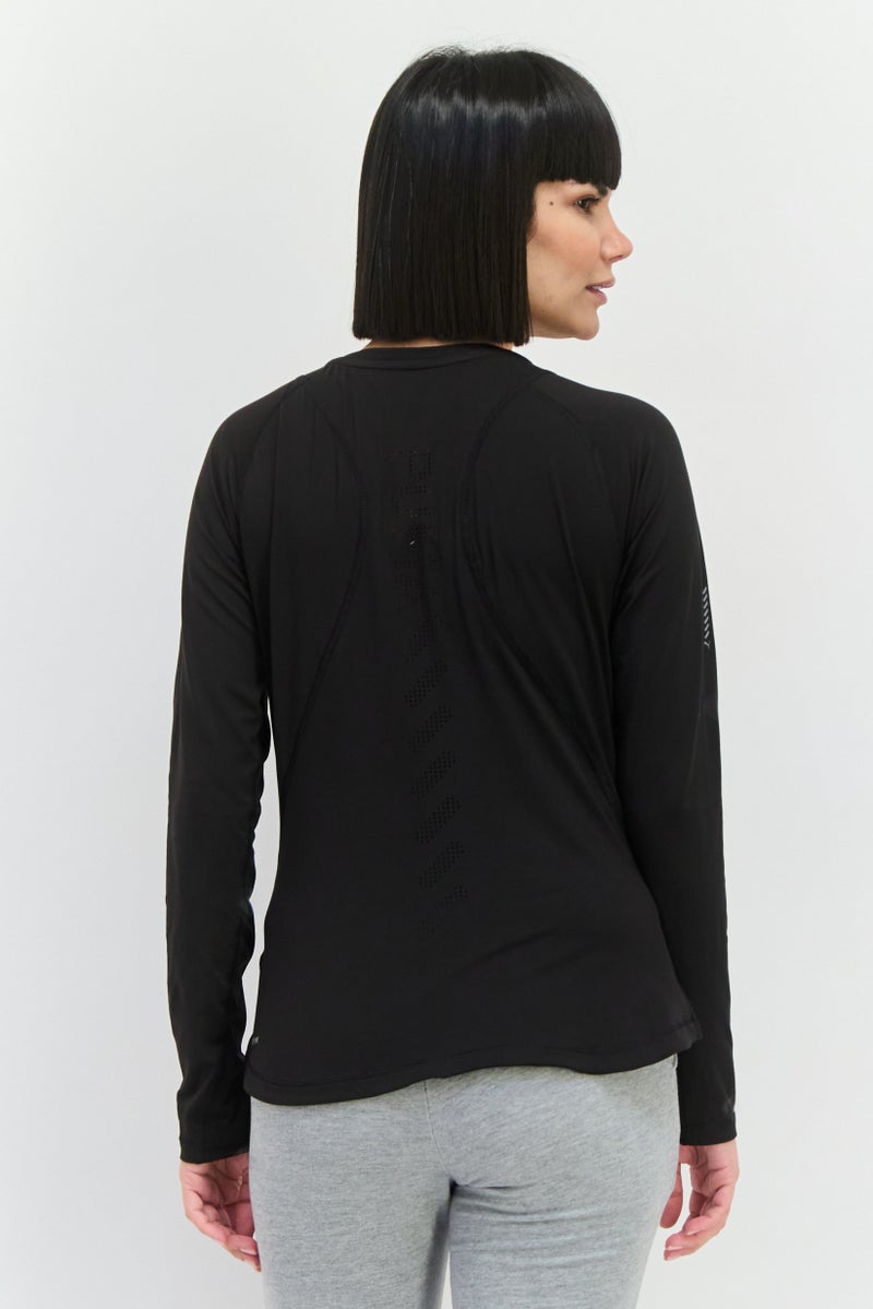 PUMA بلوزة رياضية نسائية بأكمام طويلة مناسبة للجري، سوداء - Image 2